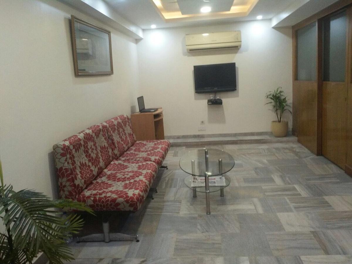 Pamposh Guest House Gk II Market New Delhi Bagian luar foto