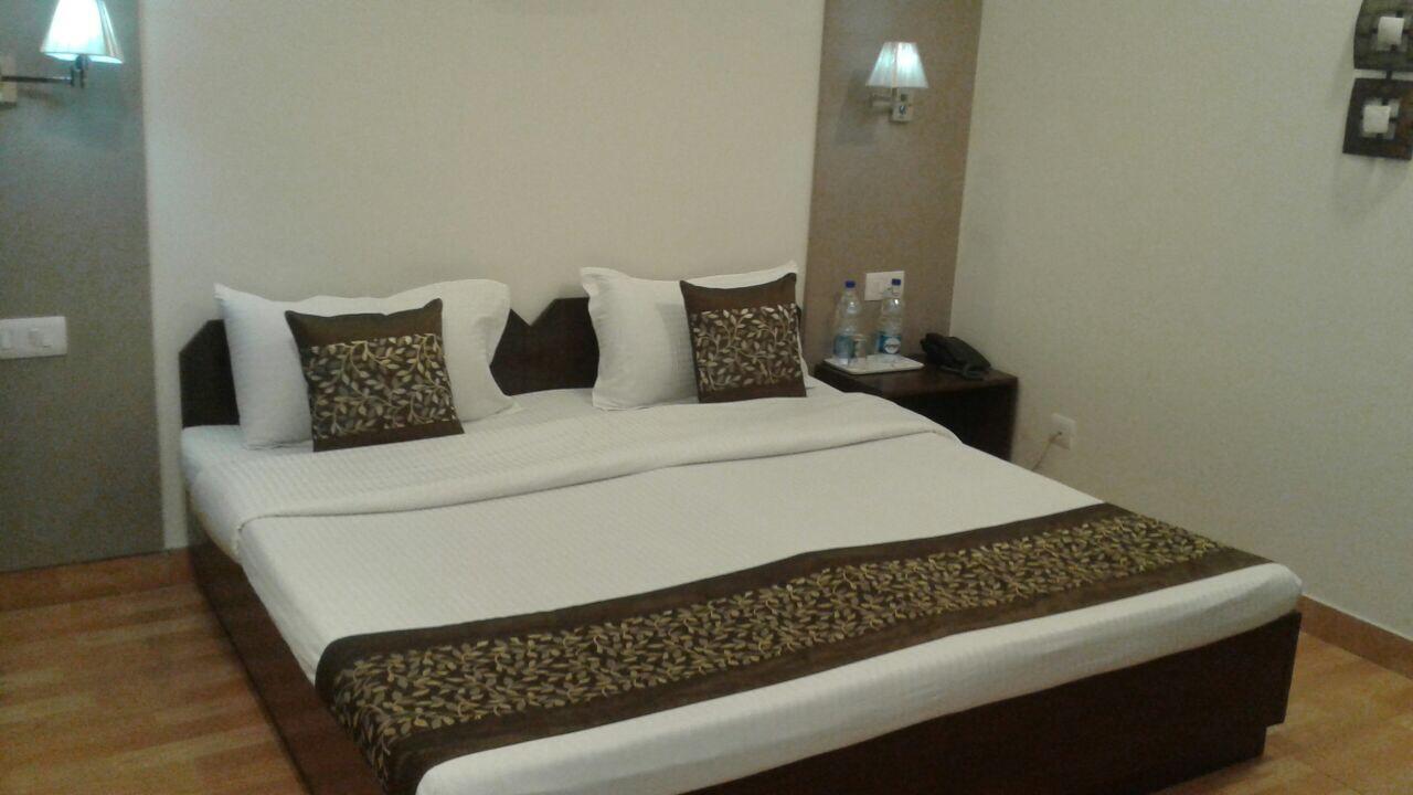 Pamposh Guest House Gk II Market New Delhi Bagian luar foto