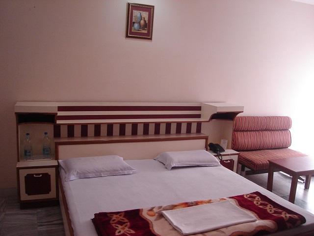 Pamposh Guest House Gk II Market New Delhi Bagian luar foto